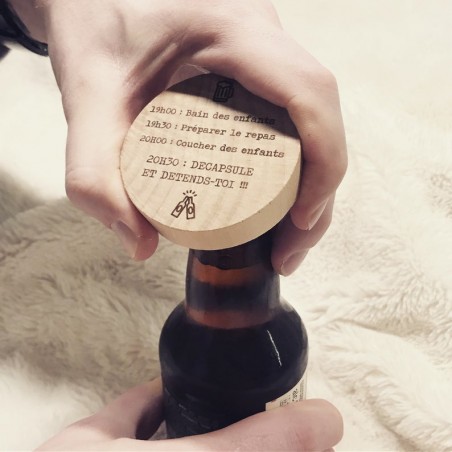 Décapsuleur Aimanté