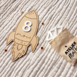 Carte étape fusée bébé – 12 mois – chiffres interchangeables 🚀 2